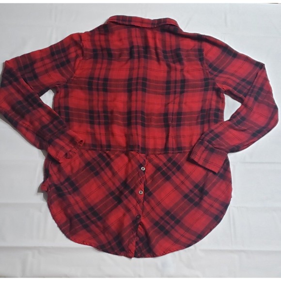 Women's Lucky Brand Red Black Buffalo Plaid Soft Button Down Split Hem Back Sz M - Picture 4 of 6